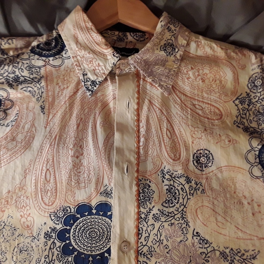 Long sleeve button